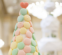 飲食店様向け。自店で二次会オーダーメイドウェディングケーキのサービスで満足度向上！