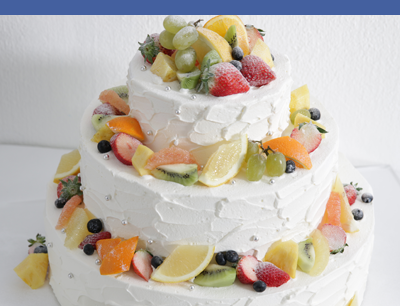 ウェディングの二次会ケーキ。ウェディングケーキの大きさのポイント！