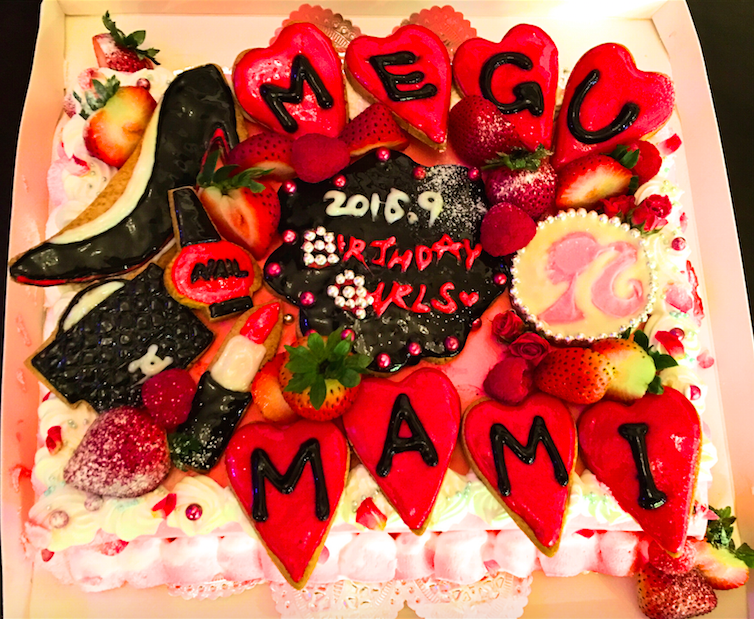 オーダーメイドケーキ事例：女の子の夢が詰まったピンクガーリー誕生日ケーキ!!!