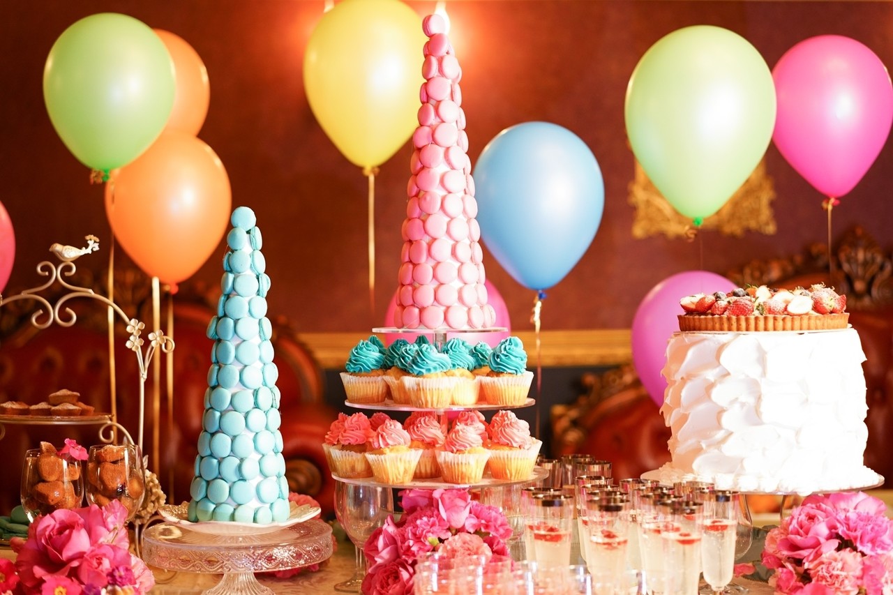 デザートビュッフェ事例：マリーアントワネットのデザートケータリング