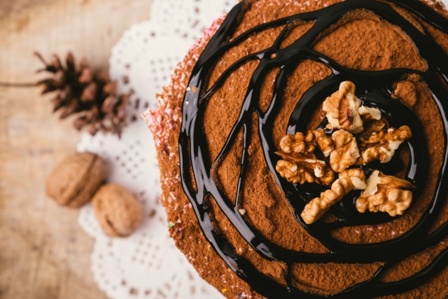 チョコのバースデーケーキを東京でお探しならオーダーメイド専門の当店がお得！